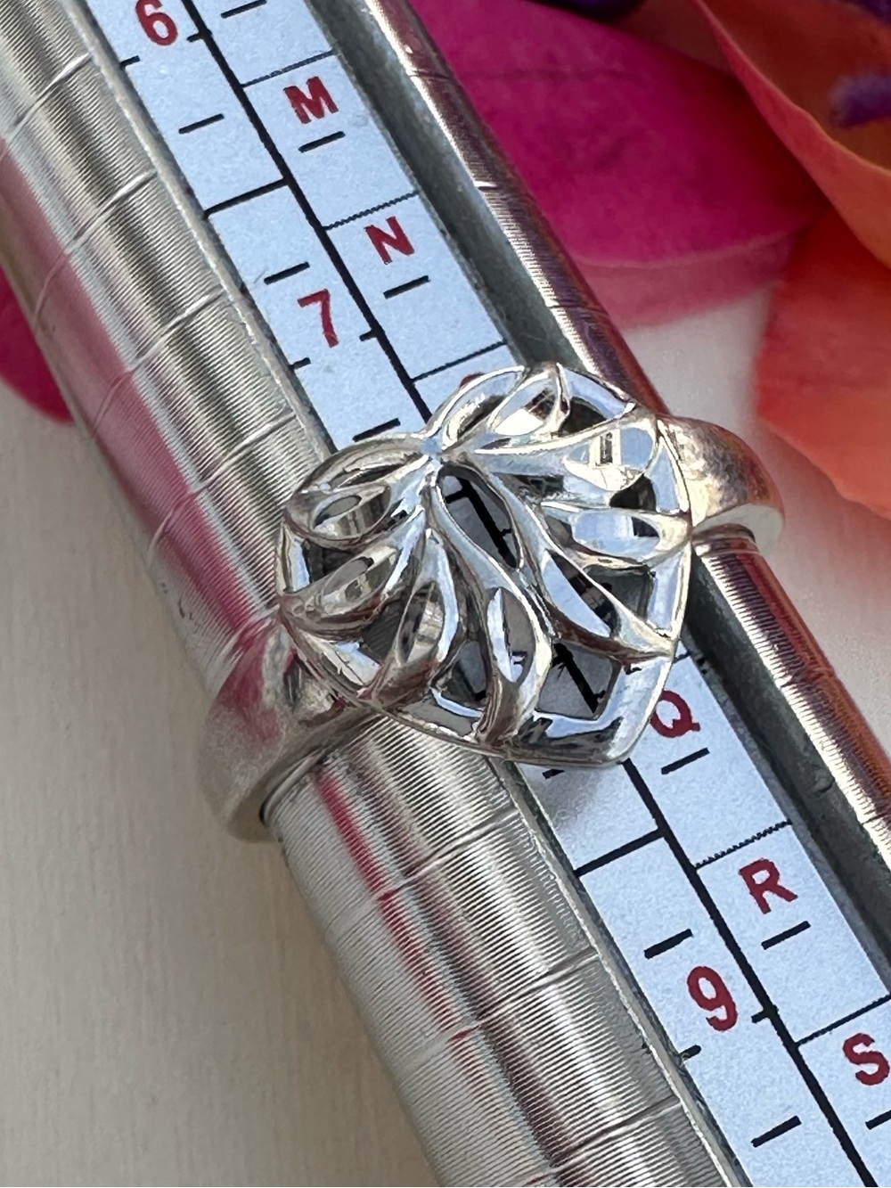 Sterling Silver  925 Leaf Filigree Heart Ring  size 8